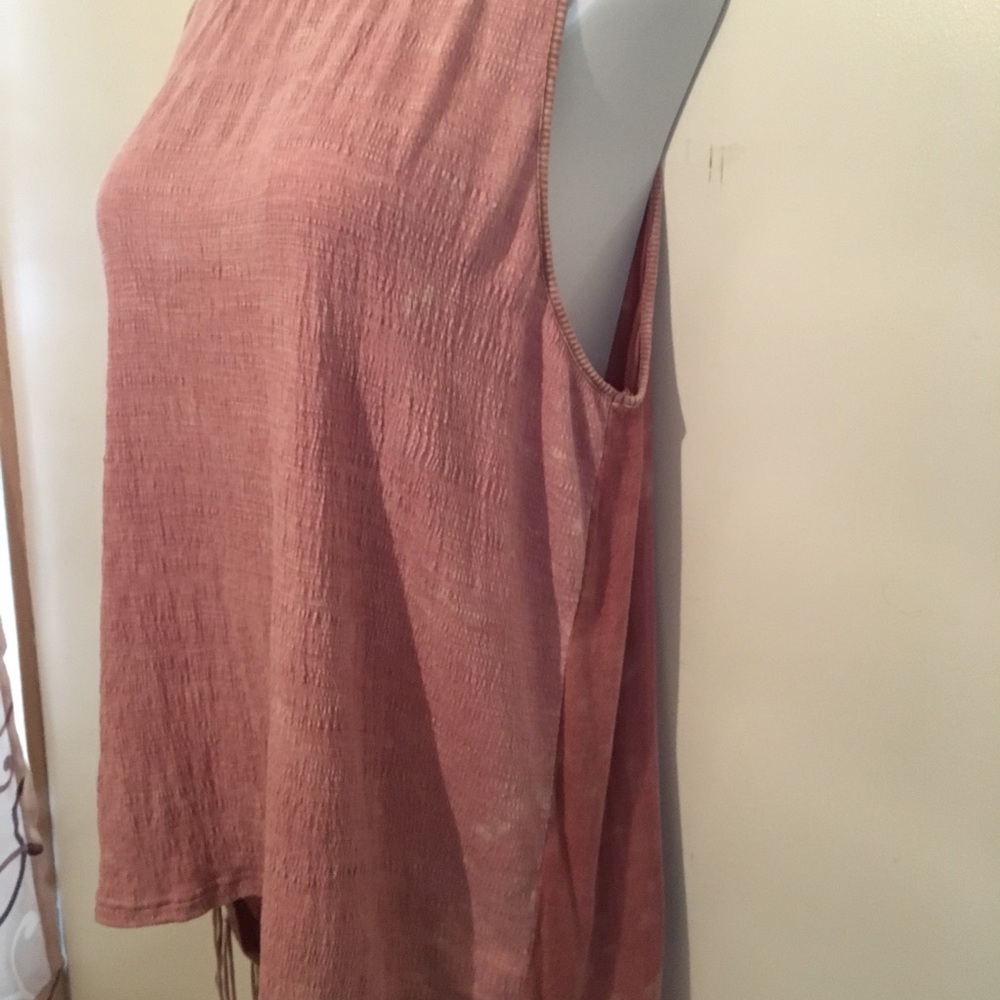 gimmicks by BKE Mauve Pink Fringe Tank Top - Picture 3 of 4